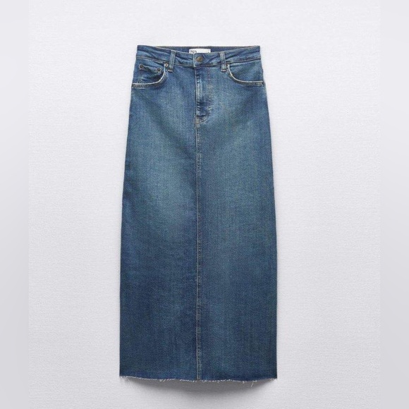 Zara Women's Blue Denim Maxi Skirt - Picture 2 of 7